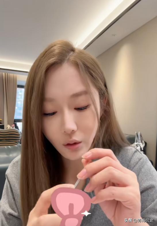 网红糖糖离婚含泪搬家网友挑刺：她丈夫算脱离苦海了(图7)