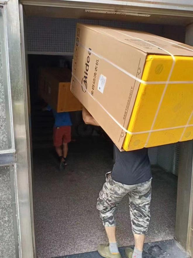 广州人人搬家专注公司搬迁与设备搬运服务细致可靠(图2)