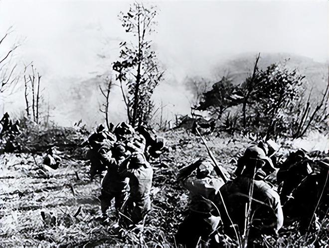 志愿军团长嫌南韩军太弱懒得去打却阴差阳错造就一战争史奇迹(图19)